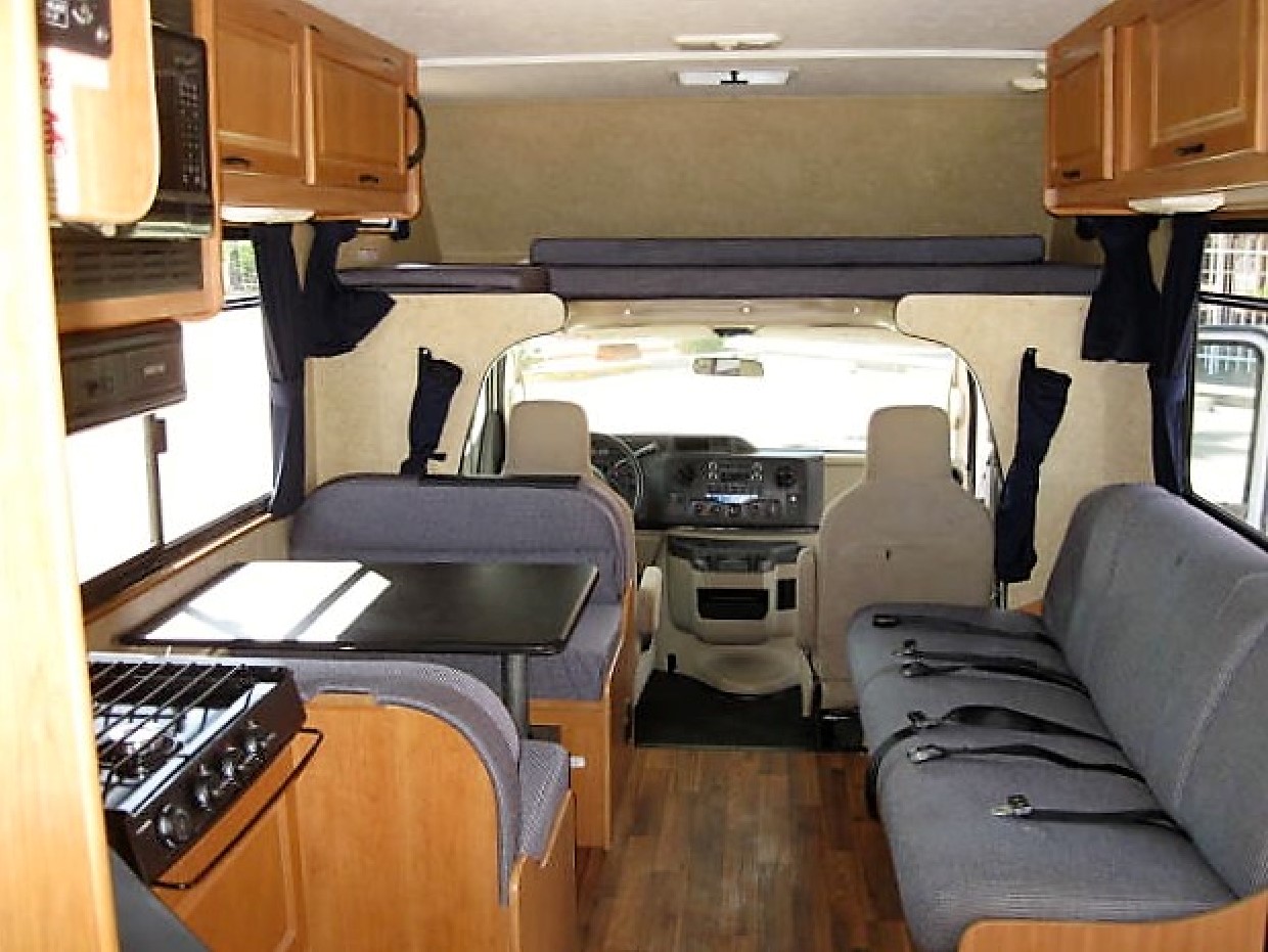 Thor Majestic 28A for Sale Cruise America