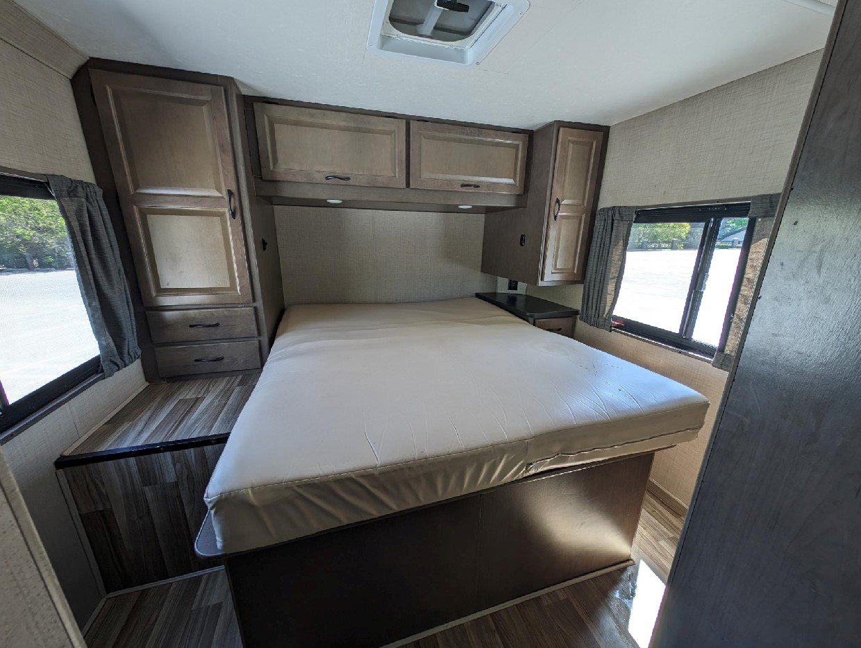 RV Image
