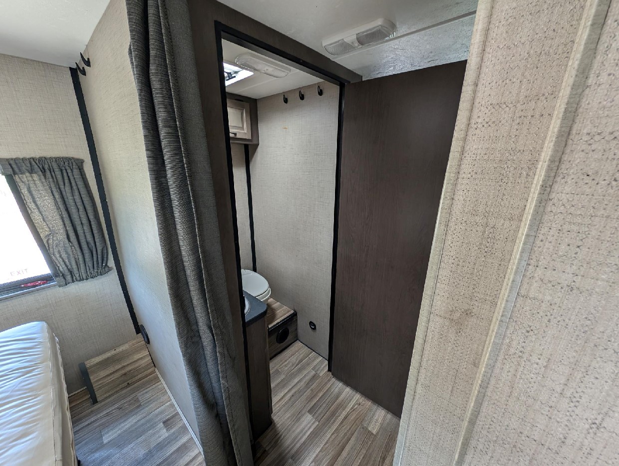 RV Image